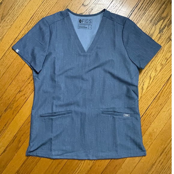 Figs Casma Top in Denim Blue Size Small - Picture 2 of 4
